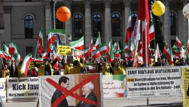 MEK Supporters Urge Munich Security Conference to Expel Zarif