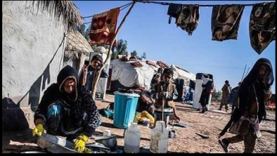 Iranian People Resort to Living in Tents out of Poverty