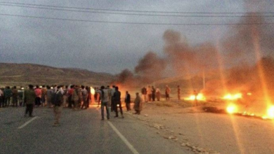 Iraqi protesters set fire to offices of Iran-backed militia groups