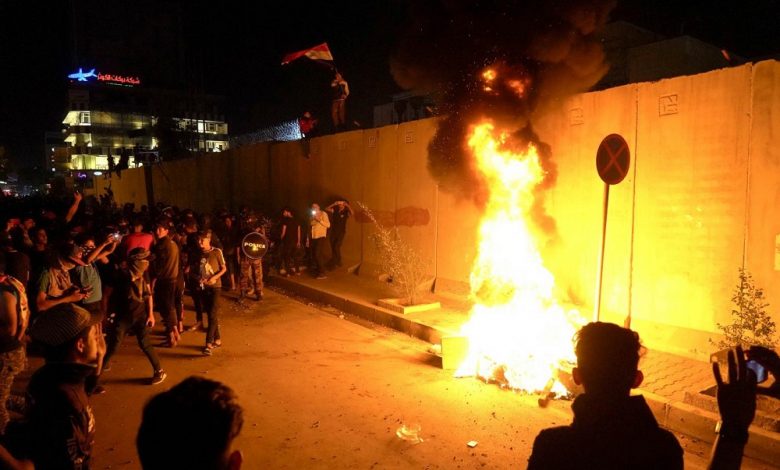 Iraqi Protesters Attack Iranian Consulate in Holy City of Karbala