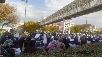 Iran: Teachers To Remain Under the Poverty Line, Regardless of Whether Regime Parliament Adopts Ranking Bill