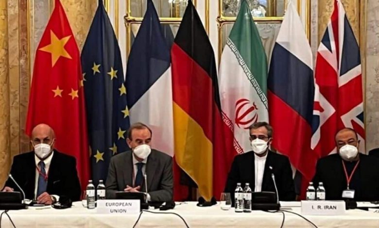 Western Powers Should Impose Sanctions on Tehran Rather Than Continuing Talks