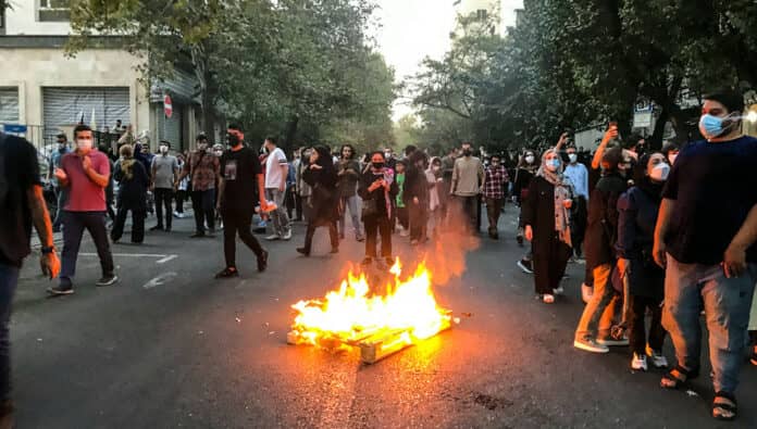 Iran Nationwide Uprising – Day 100