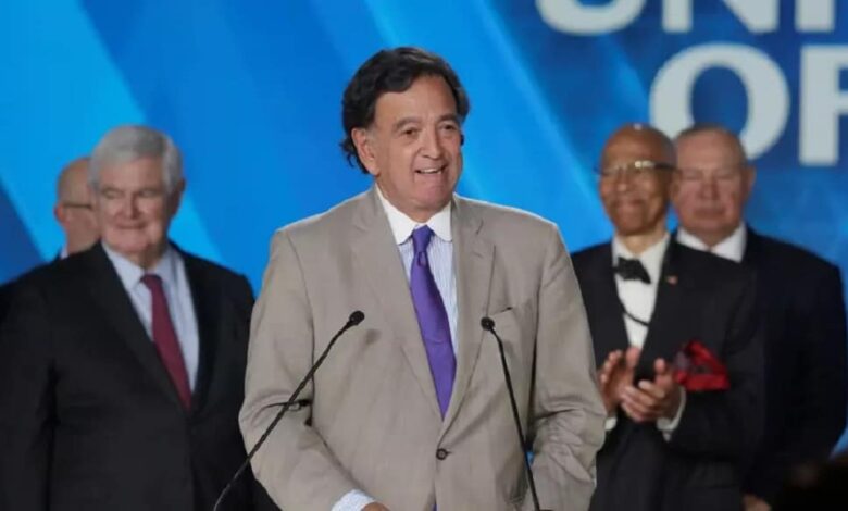 Remembering Governor Bill Richardson: A Fierce Defender of Iranian Democracy