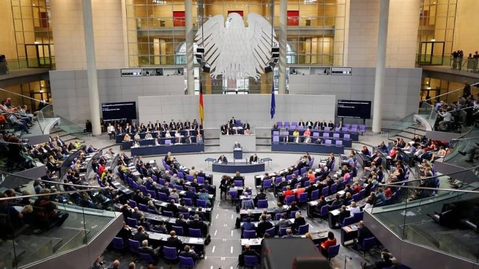 Hundreds of Bundestag and State Parliament Members Support Secular and Democratic Republic in Iran