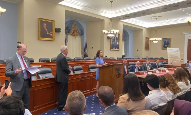 U.S. Congress Hosts Bipartisan Conference on Iran: Former Officials and Lawmakers Call for New Strategy