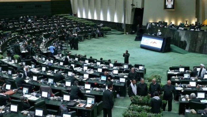 Iran News: Infighting Intensifies in Parliament Over 1404 Budget as Regime Prioritizes Self-Preservation