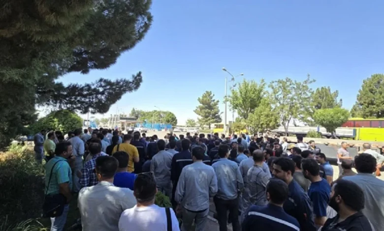 Iran Protests Surge as Regime Failures Leave Nation in Darkness
