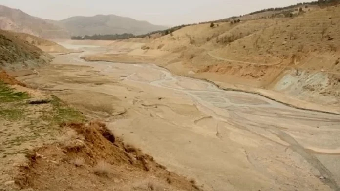 Iran’s Water and Power Crisis: A Mirror of Administrative Collapse and the Regime’s Fear of Public Outrage