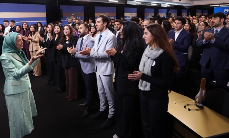 Free Iran 2025: Youth Gathering Calls for a Democratic Republic and Rejects Both Monarchy and Theocracy