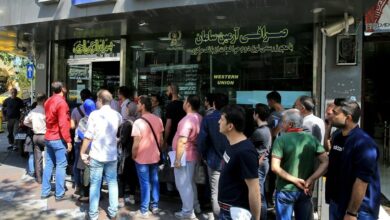 Iran’s Currency Breaks Records as Water Crisis, Toxic Air and Parliamentary Infighting Signal a System Under Strain