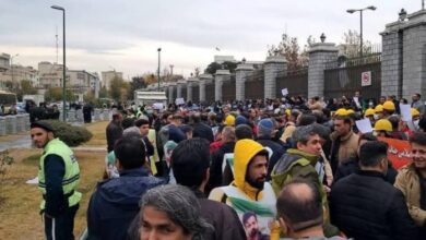 Mass Worker Protests Erupt in Tehran as Oil, Gas and Power Contractors Surround Parliament