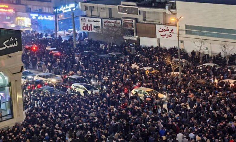 Mashhad Students Turn Memorial into Protest as Regime Leaders Warn of Collapse
