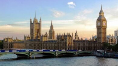 UK MPs Table Cross-party Motion Backing “Democratic Republic” in Iran