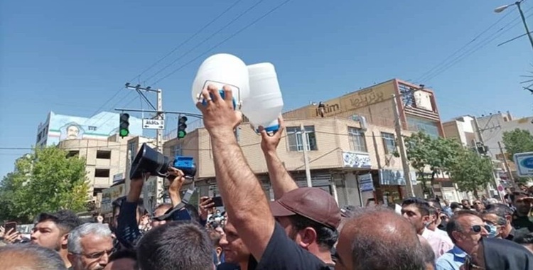 Iran’s Economic Ruin, Internet Blackout, and the Regime’s Digital Iron Fist