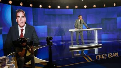Petre Roman Draws Parallels to Romanian Revolution, Forecasts Imminent Fall of Iran’s Regime