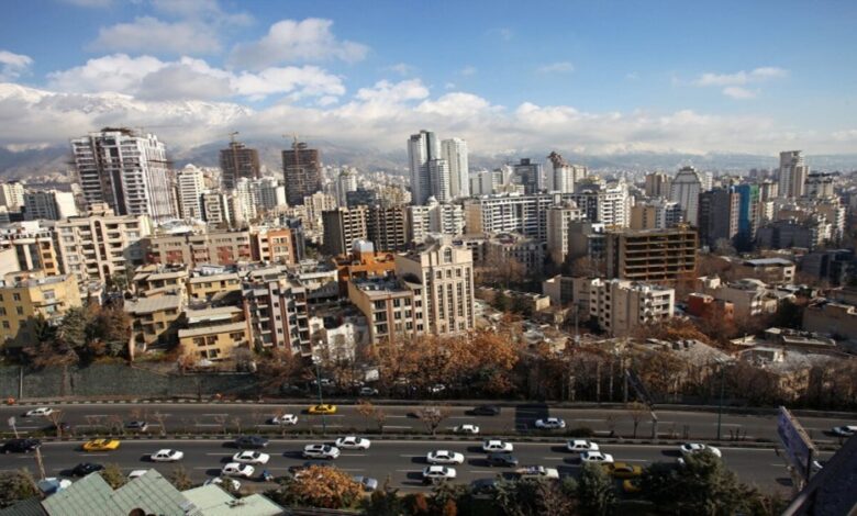 Iran’s Regime Shows Cracks: Cabinet Infighting, Oil Brokers, and Anti-IRGC Protests